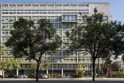 Instituto de Resseguros do Brasil (IRB) [título atribuído]. Fotografia de Leonardo Finotti